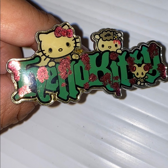 Hello kitty knuckle ring - Picture 2 of 3